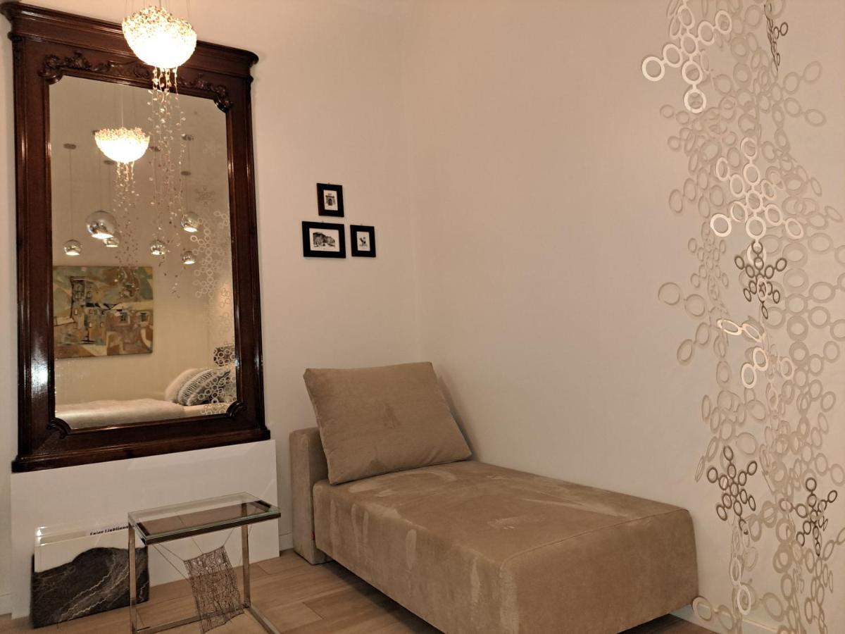 Slovenian Art Story Apartment Ljubljana Ngoại thất bức ảnh
